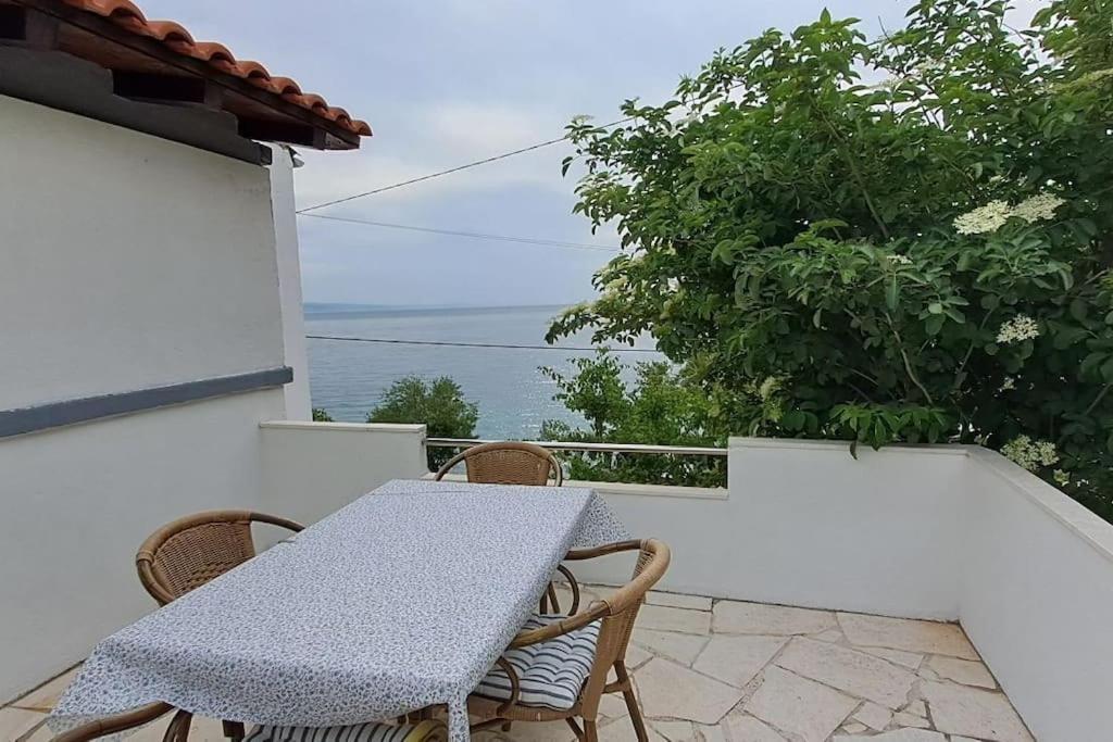 Appartamento Maris Omiš Esterno foto